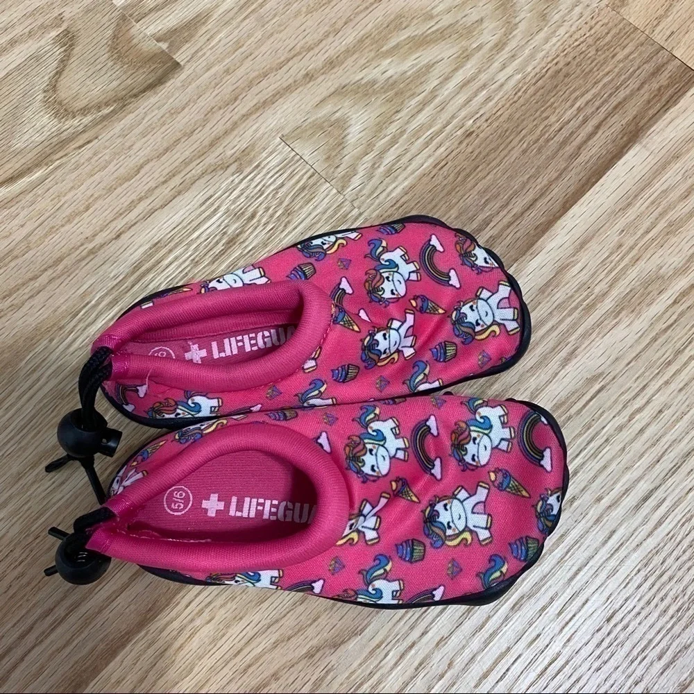 Unicorn Print Water Shoes Sz 5/6 Pink Girls